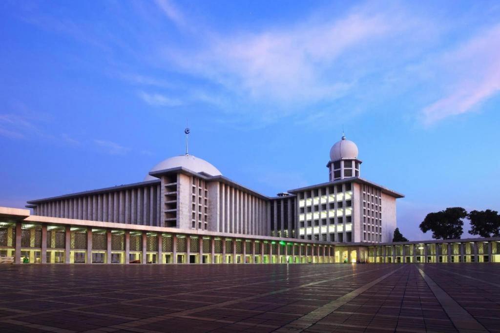 Oriental Residence Pasar Baru Джакарта Экстерьер фото